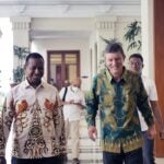 URI President Marc Parlange (dressed in a traditional Indonesian patterned attire) met with several leaders across Indonesia on his recent visit there.
