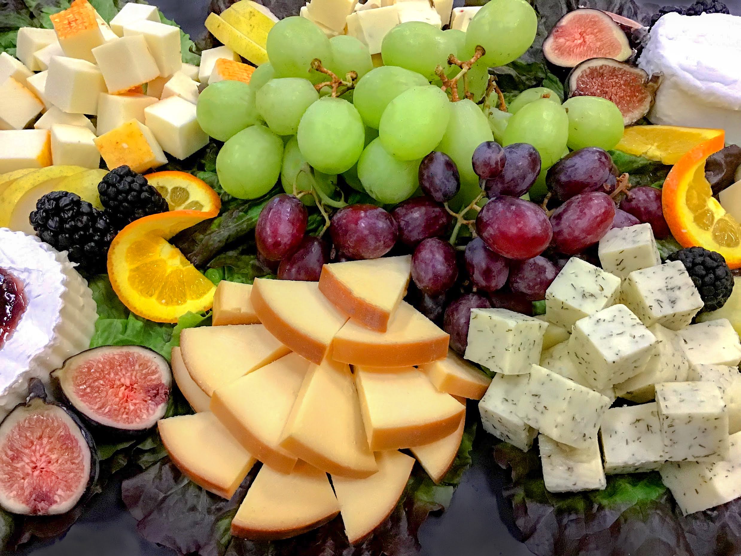 URI Catering Cheese and Fruit