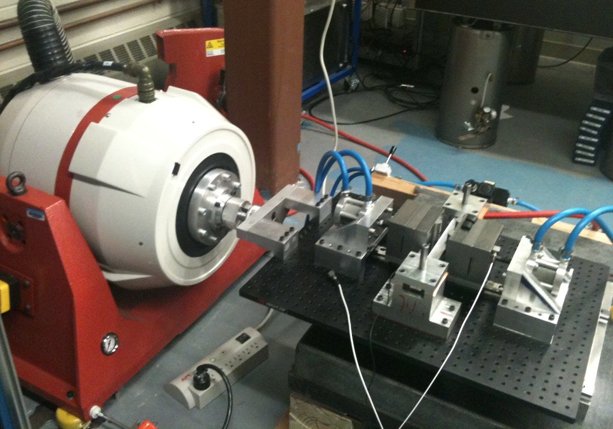 Shaker test rig in the Nonlinear Dynamics Laboratory