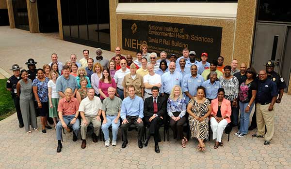 a large group of STEEP supporters