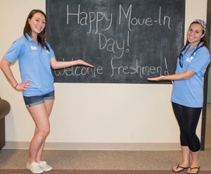 LLC students welcoming you to move-in day