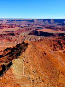Another view of the sedimentary sequence found within Dead Horse Point. Photography by Brianna Grenier 2014